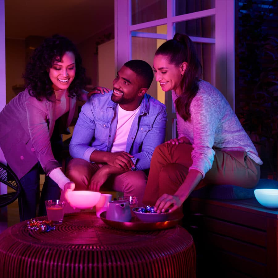 Портативный светильник Philips Hue Go, 12W(43Вт), 2000K-6500K, Color, Bluetooth, димируемый